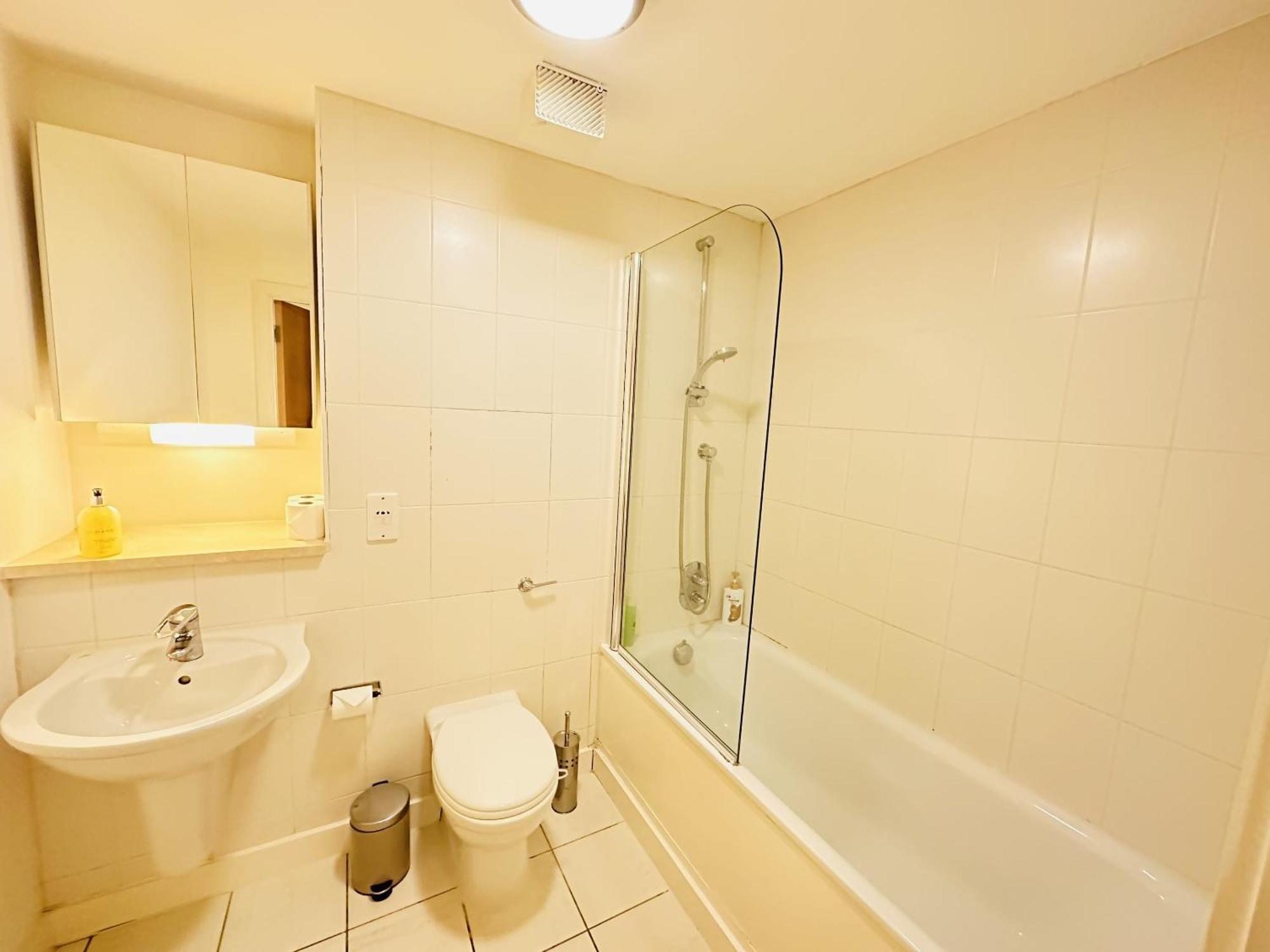 Cosy Modern Tower Bridge Apartment Londres Chambre photo